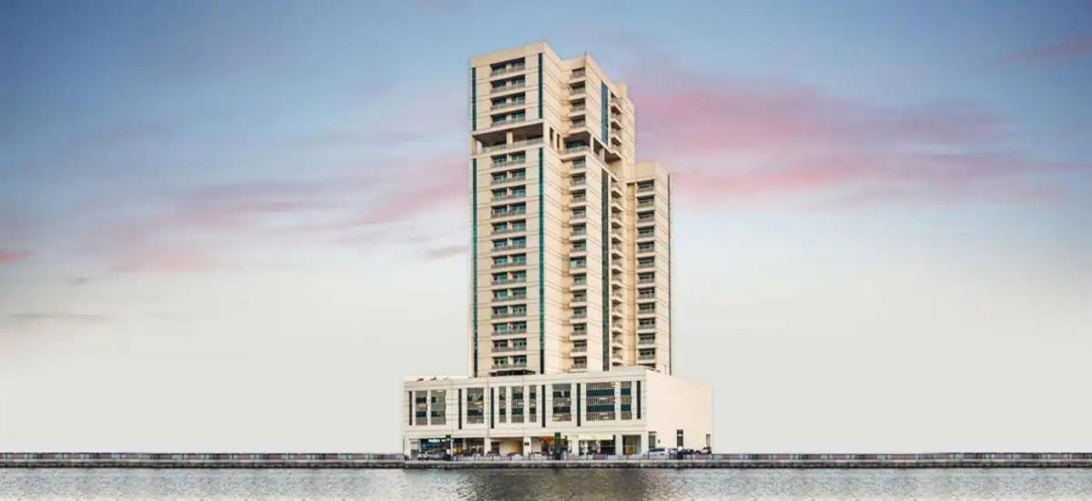 Apartment 1br With Full Canal View - Down Town *