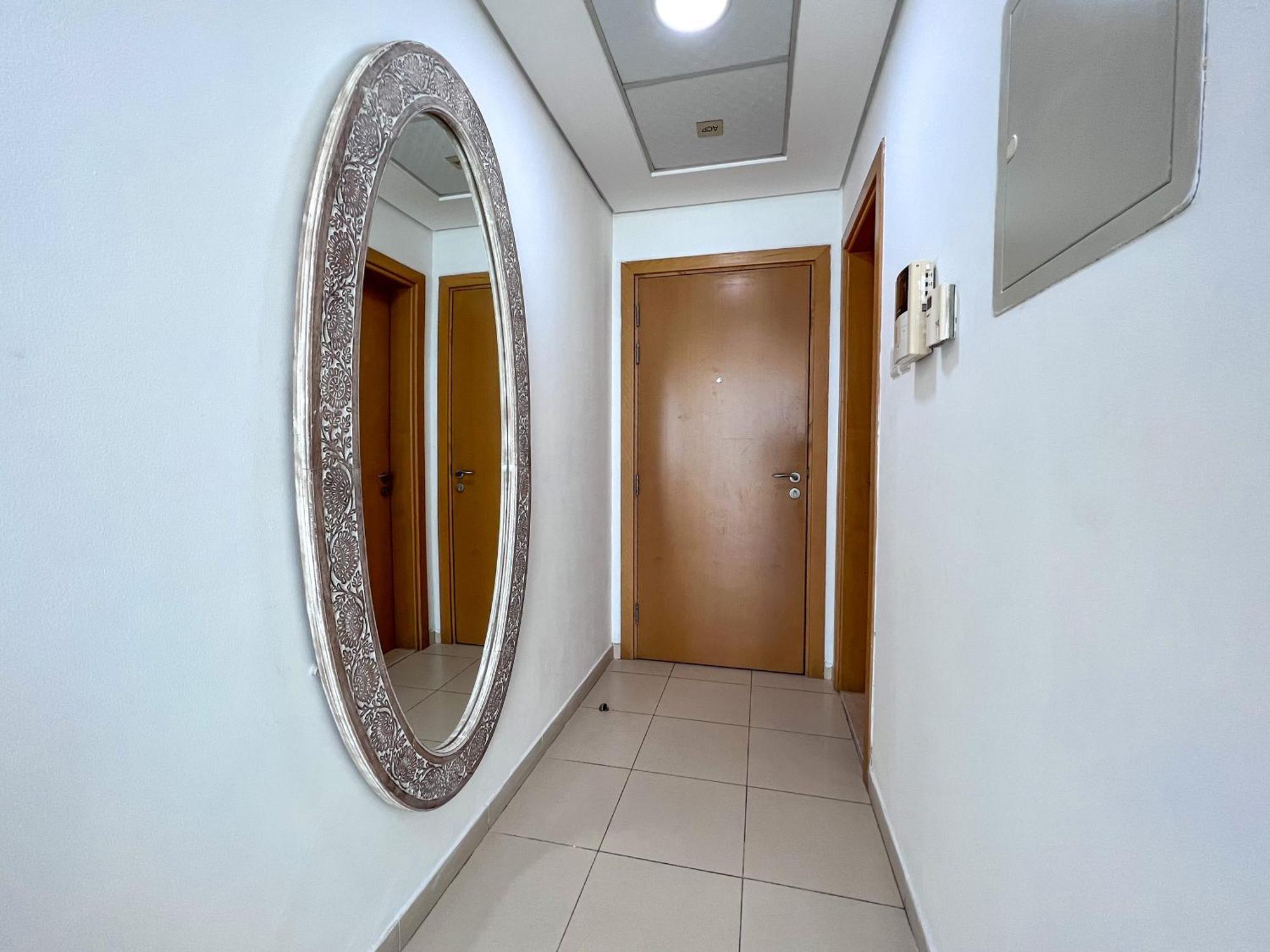 1br With Full Canal View - Down Town Apartment