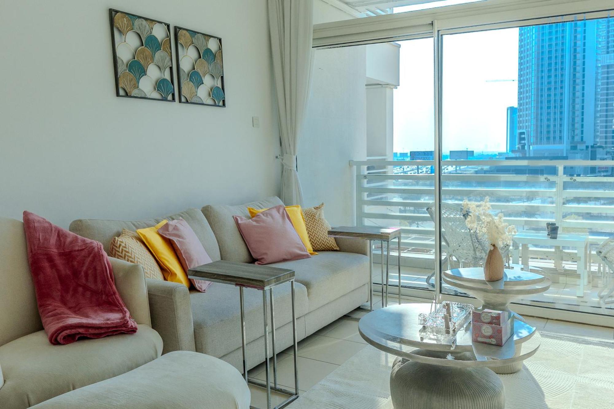 1br With Full Canal View - Down Town Apartment Dubai
